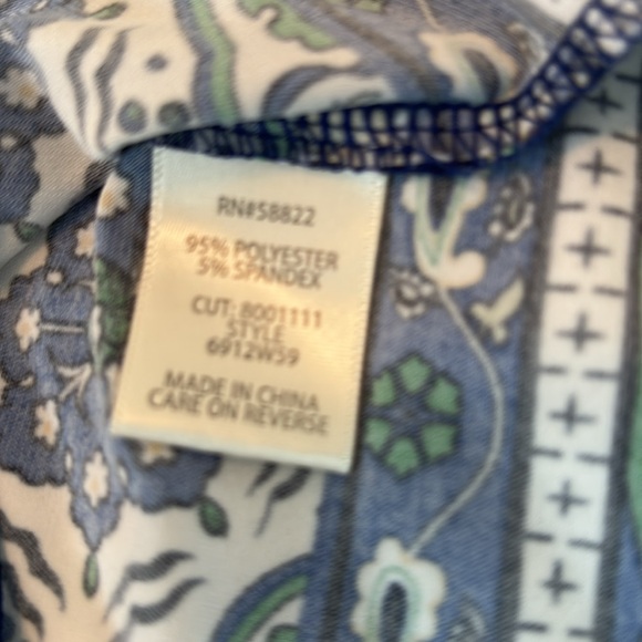 Max Studio Navy and yellow Medallion Sleeveless Shift Dress Flows and stretches - Picture 7 of 8